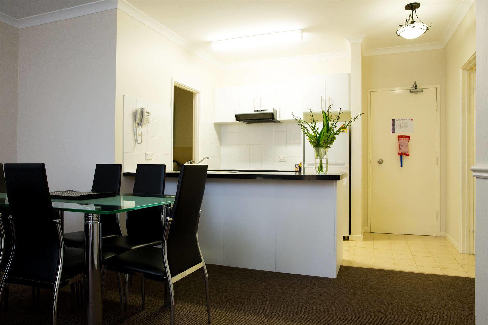 פרת'' Regal Apartments מראה חיצוני תמונה