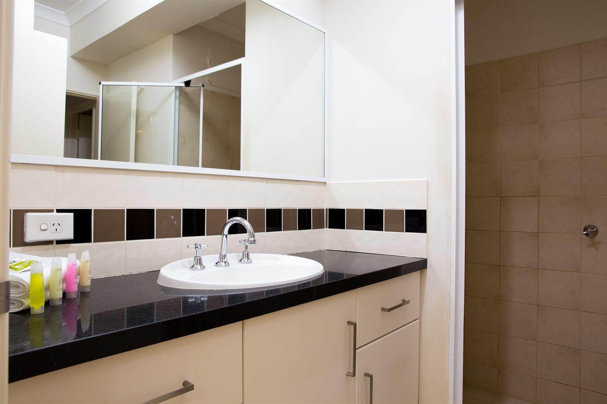 פרת'' Regal Apartments מראה חיצוני תמונה